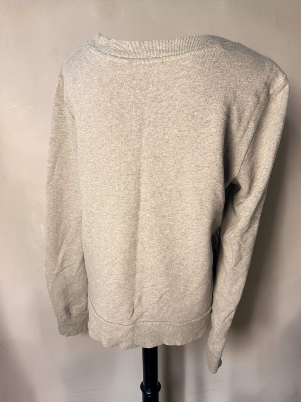 Anthropologie Light Gray Sweatshirt with Multicolor Floral Embroidery - Picture 7 of 11